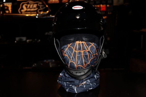 着用例です。マスクは商品に含まれません