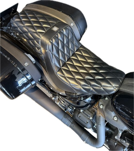 画像4: M8用　ファットダブルシート(ダイヤステッチ)※※在庫なしの場合、発送まで2か月ほどお日にち頂いております※※ (4)