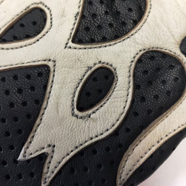 画像5: 【HEAVY/モトブルーズオリジナル】パンチンググローブ　フレイム　アイボリー (5)