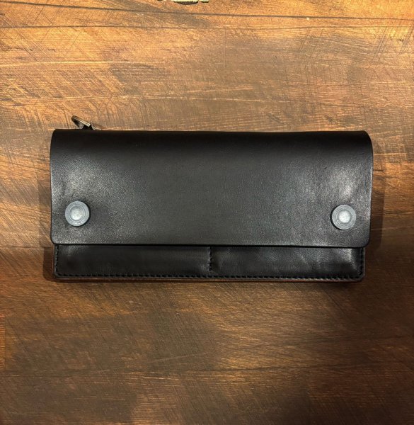画像1: 【PARASITE/パラサイト】TRACKER LEATHER WALLET LONG　BLACK (1)